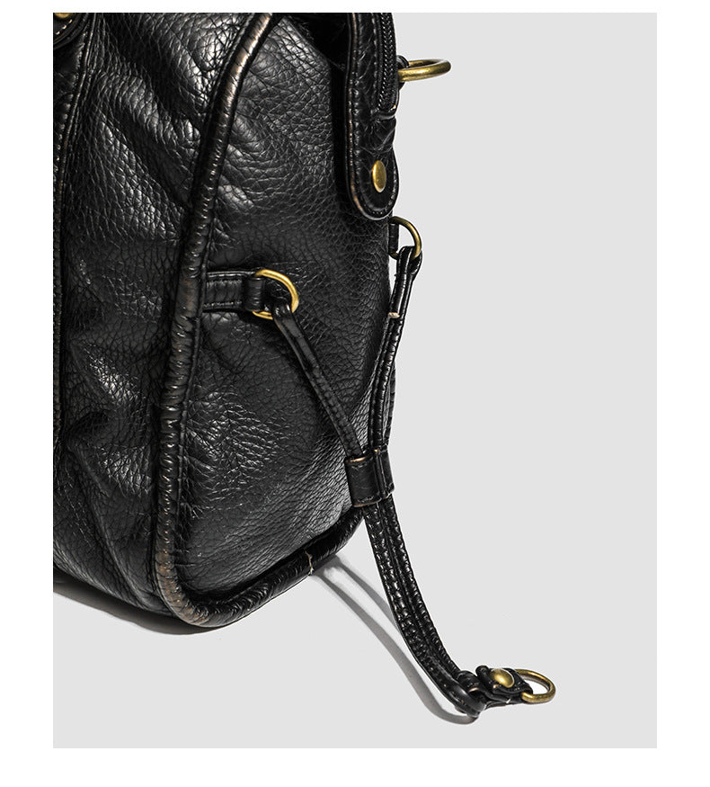 Noir Absolut crossbody bag
