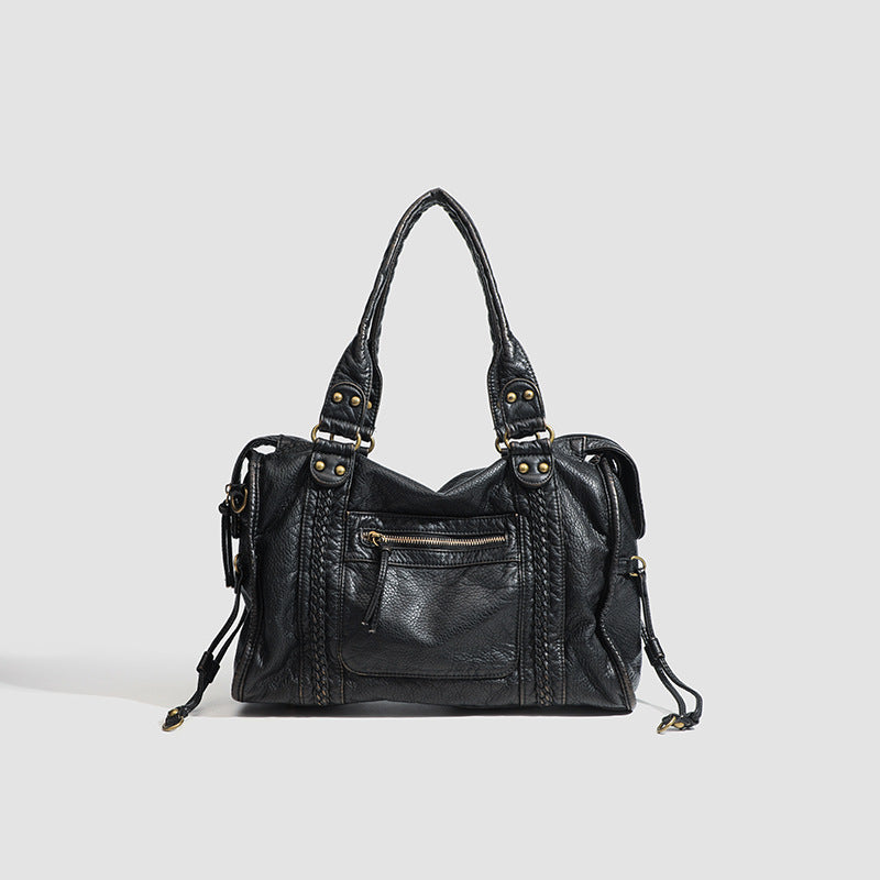 Noir Absolut crossbody bag