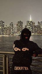 CHOMPITER Midnight Shine Hoodie – Sudadera Premium Negra con Cristales y Bordados Exclusivos - CHOMPITER