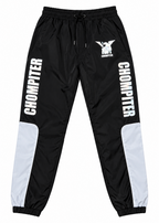Reflective Joggers CHOMPITER negros vista frontal con paneles reflectivos y branding vertical