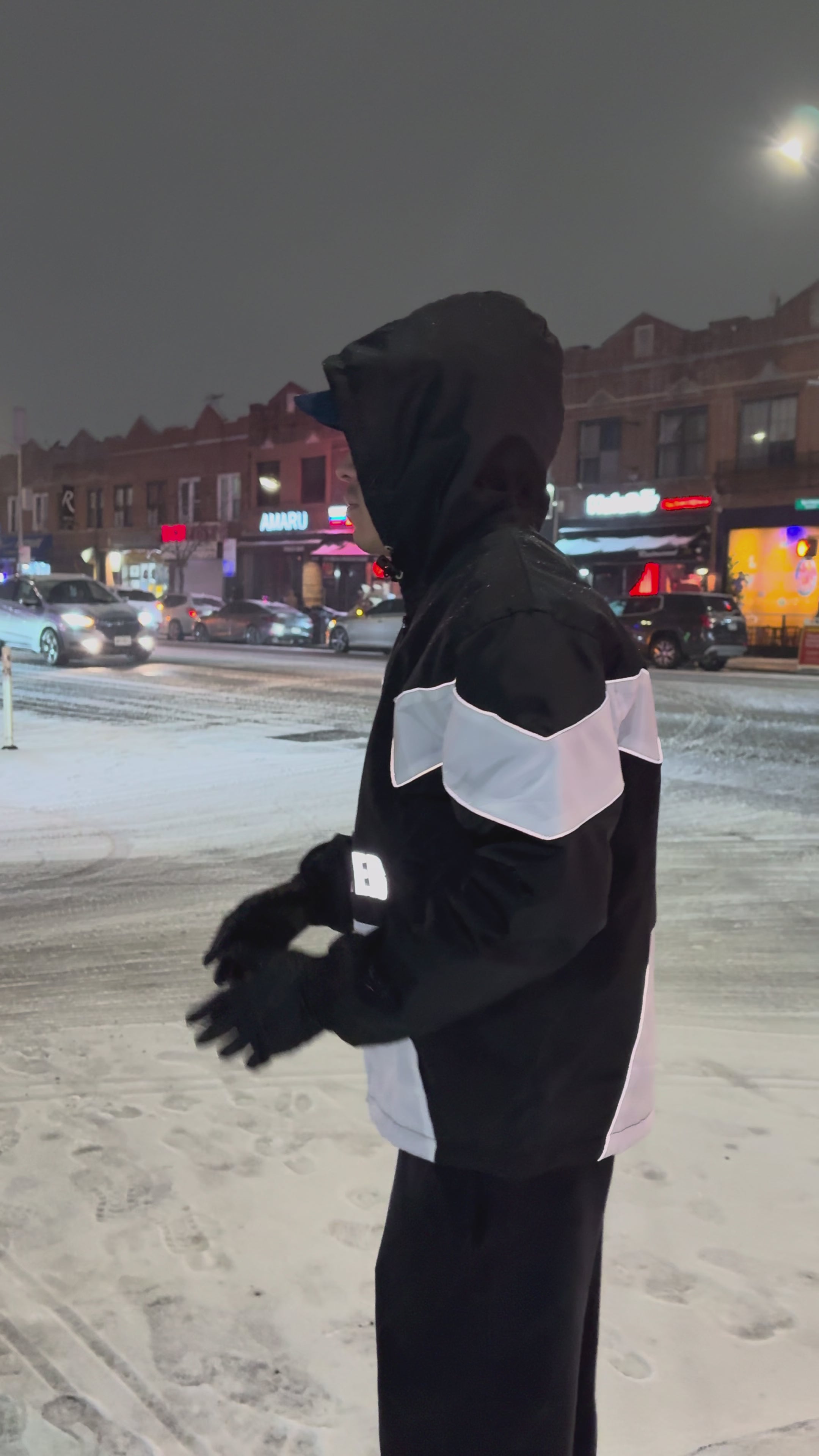 Reflective Tech Jacket – Waterproof Urban Streetwear | CHOMPITER